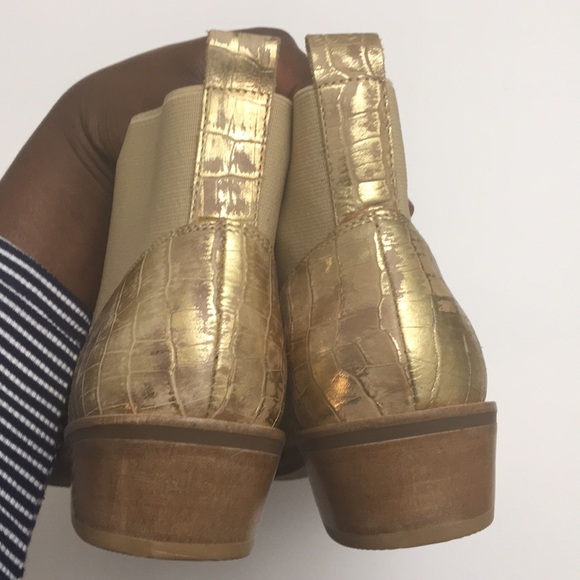 Sweet Jane by Matisse Booties - Picture 6 of 8